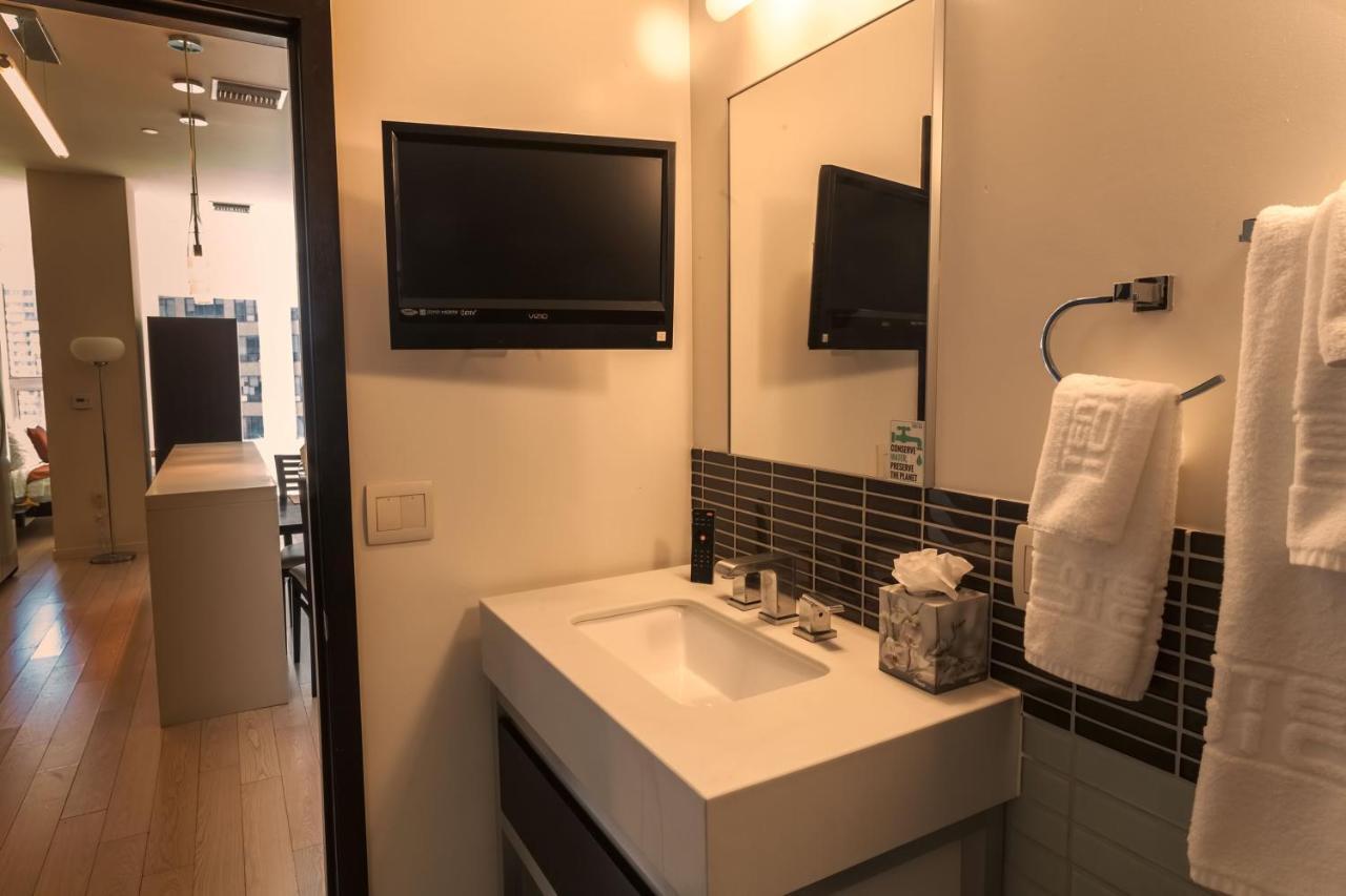 Tenten Wilshire Apartment Los Angeles
