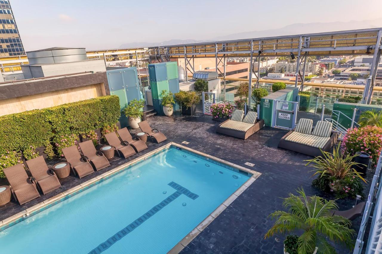 Tenten Wilshire Apartment *
